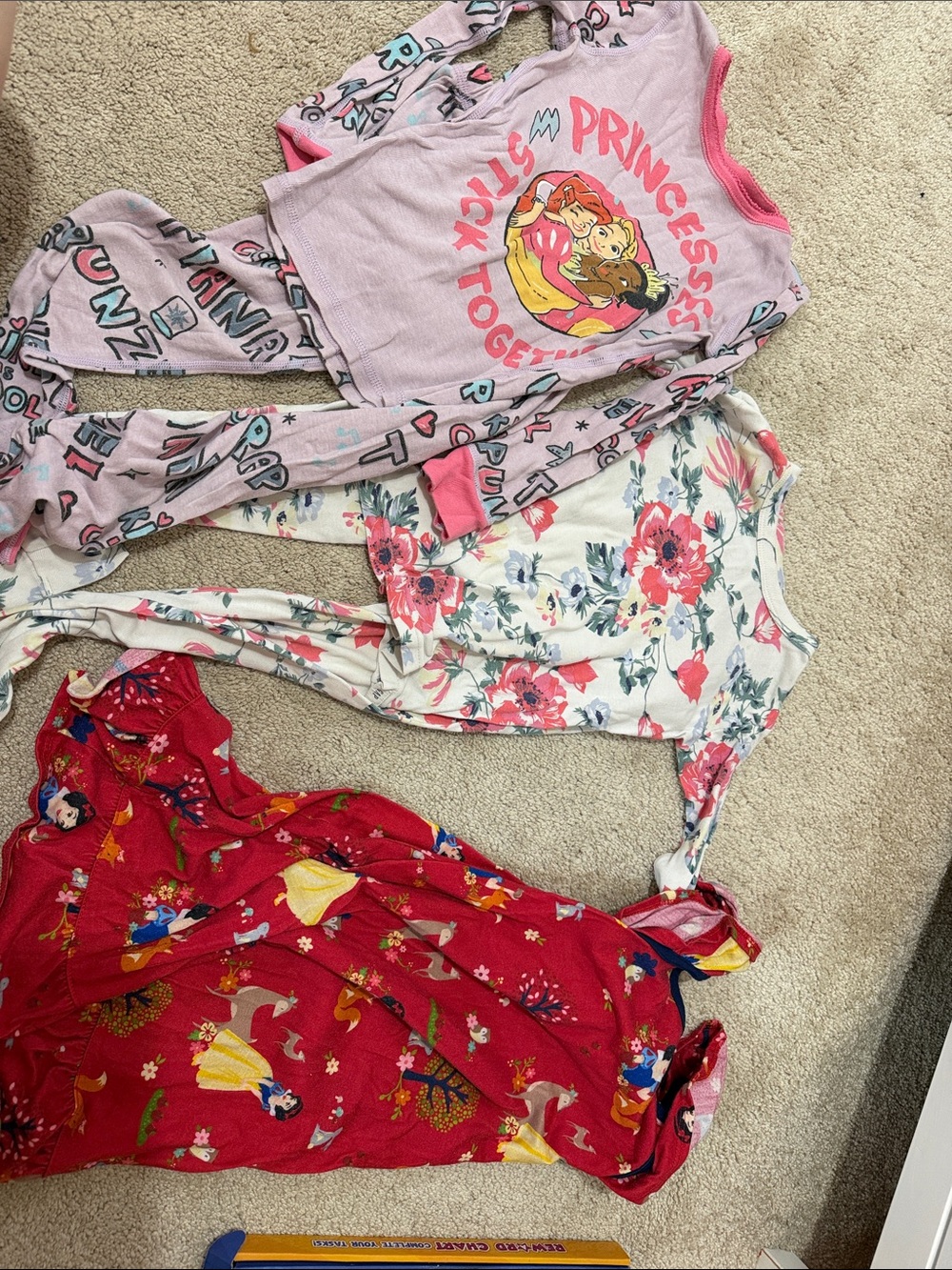 Girls 5T pajama set